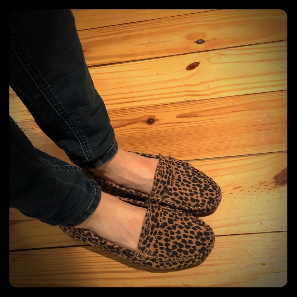 Cheetah print moccasin Old Navy